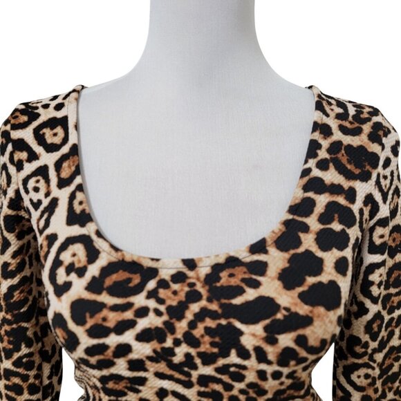Forever 21 Size S Leopard Print Long Sleeve Crop Top, Textured Fabric - Picture 2 of 11